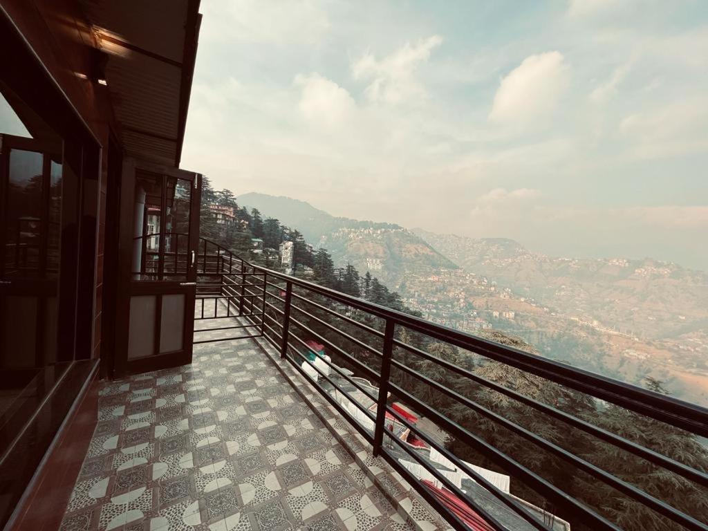 Bed and Breakfast Ambrosia Grand à Shimla Extérieur photo