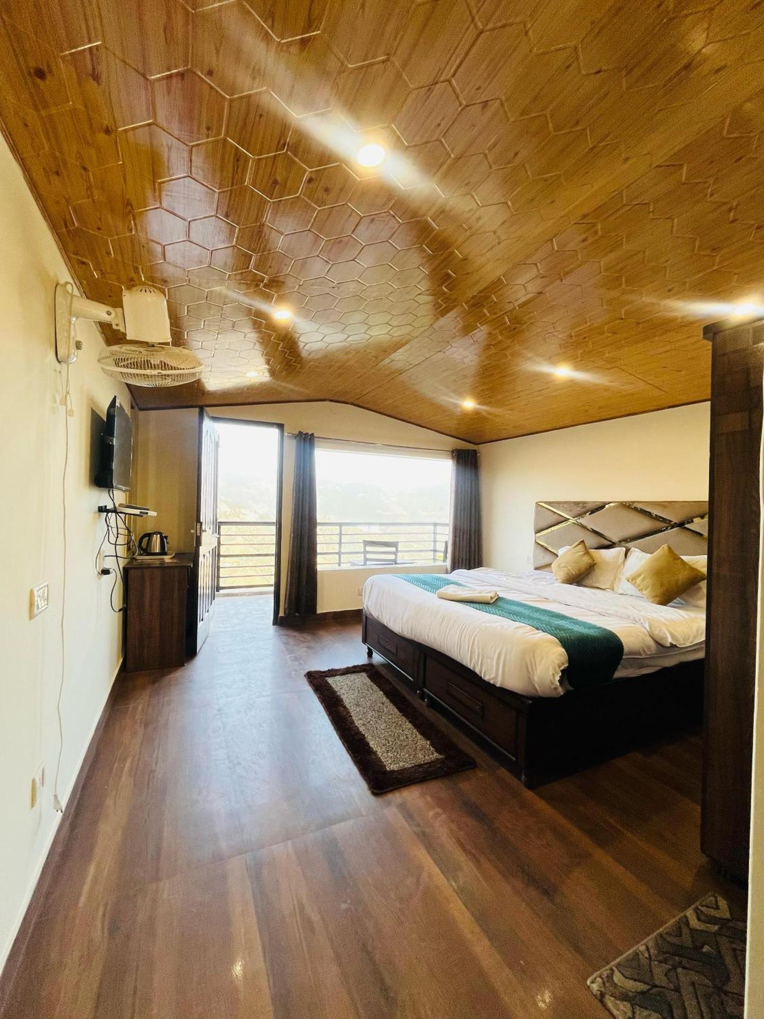 Bed and Breakfast Ambrosia Grand à Shimla Extérieur photo